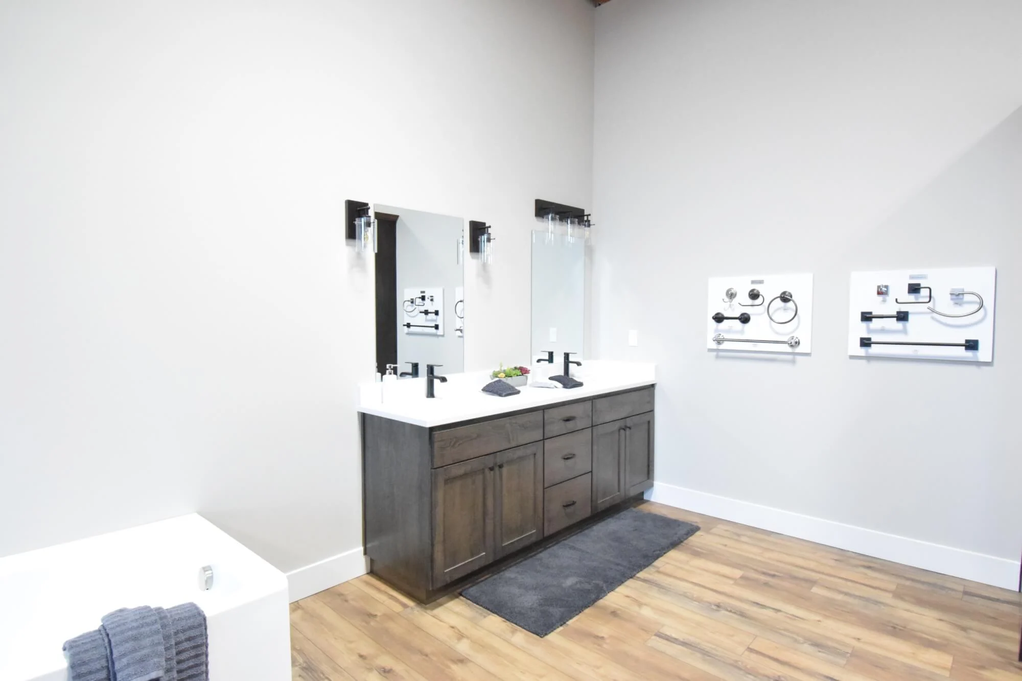 Doss_Homes_Showroom_0947